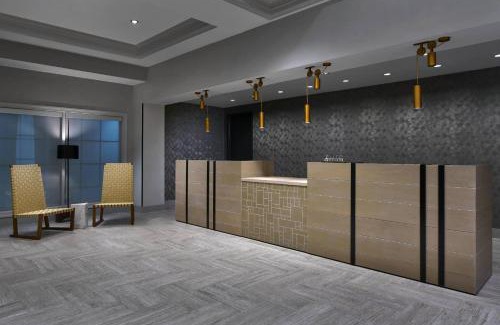 Norfolk - Virginia Beach Hotel | Delta Hotels by Marriott Norfolk Airport