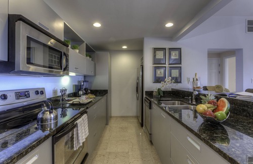 Oyster Pond Condo | Deluxe 1 Bedroom Fully Equipped Dawn Beach Condo (Fully operational-no damage)