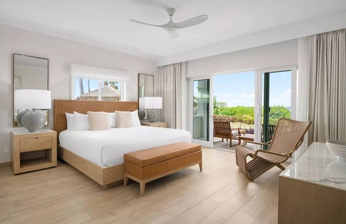 The Bight Resort | Deluxe 2 BR Oceanview, All-Inclusive Suite at Alexandra Resort