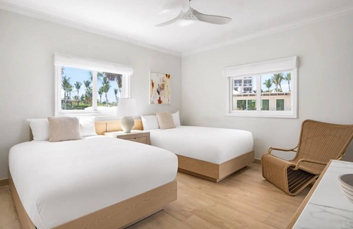 The Bight Resort | Deluxe 2 BR Oceanview, All-Inclusive Suite at Alexandra Resort