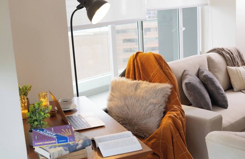 Santa Cruz Apartment | Deluxe 2BR Suite: Balcony & City Views w/WI-FI+Parking
