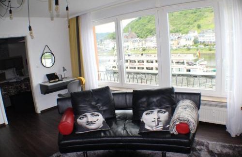 Cochem House | Deluxe apartment with Moselle view