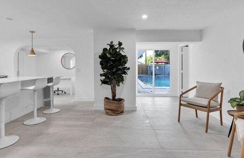 Coral Way House | Deluxe Coral Park 5BD Brand New Villa - Pool