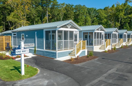 Ocean City Cottage | Deluxe Cottage - 2 Bedroom Cabin 1 - Deluxe Cottage with two bedrooms.