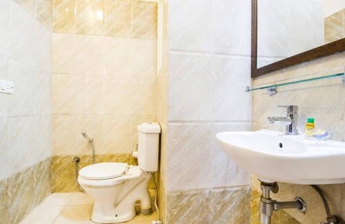 Jagatpura Hotel | Deluxe Double Room #3/W breakfast