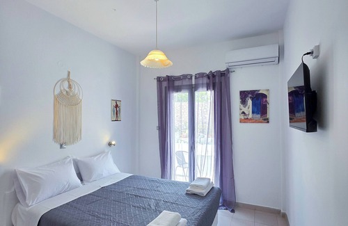 Vothon Hotel | Deluxe King Double Room 5