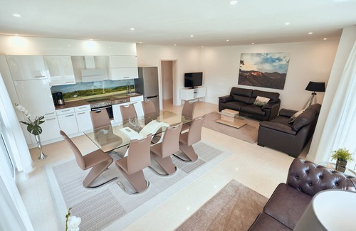 Ellweiler Apartment | Deluxe | National Park | Spacious & Relaxing | Extras