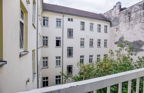 Schillerkiez Apartment | Deluxe Neukölln 1BR Fully Furnished & Equipped, by Blueground