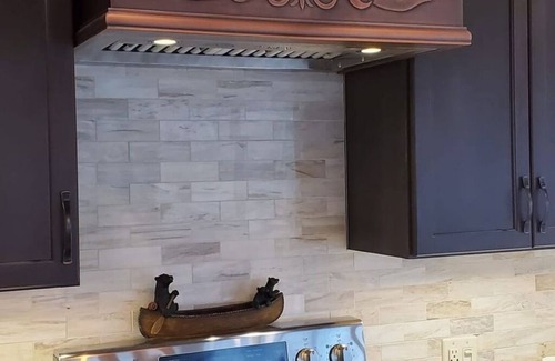 Big Canoe Cabin | Deluxe Romantic Couples Retreat inside Big Canoe with Hot Tub!