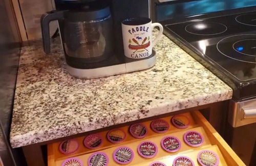 Big Canoe Cabin | Deluxe Romantic Couples Retreat inside Big Canoe with Hot Tub!