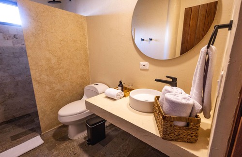 Centro Hotel | Deluxe Room @Walled City with Balcony