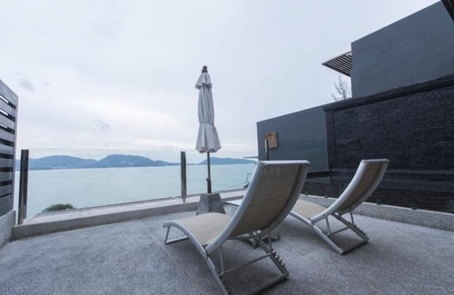 Patong Resort | Deluxe Suite with Jacuzzi in Patong (B)