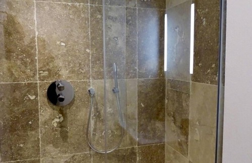 Valbonne House | Demeure d'Hotes Le Rocher
