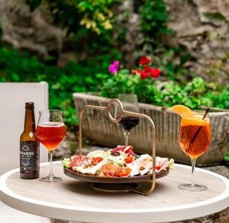 Dinan Hotel | Demeures & Châteaux - Hôtel de la porte Saint-Malo - DINAN