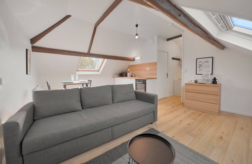 Caudry Apartment | Dentelle - Studio Apartment, Sleeps 2