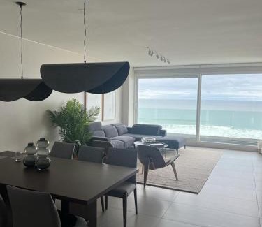 Aidy Grill Apartment | Departamento de lujo con vista al mar frente playa brava Punta Del Este Torre Le Parc lll