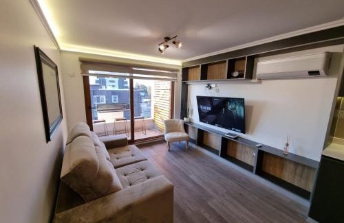 Los Angeles Apartment | Depto 2D+2B amoblado y equipado.