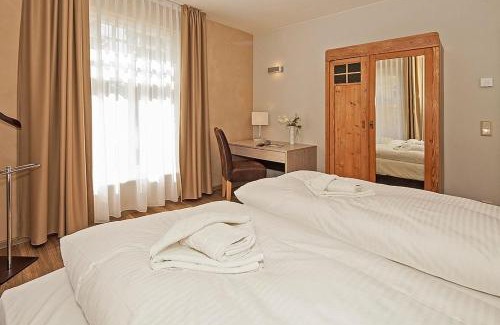 Stolpe Apartment | Der Westflügel Ritter Dietrich WF-47