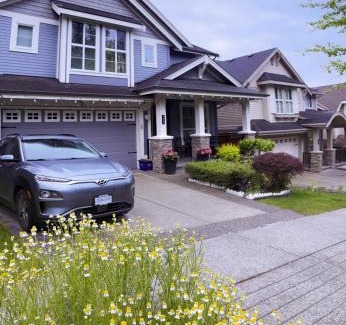 Burke Mountain House | Derbyshire House