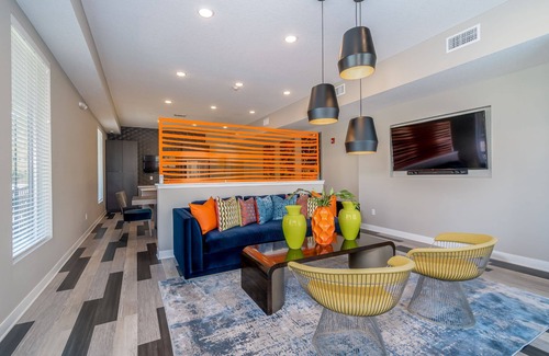 Downtown Des Moines Apartment | Des Moines Beautiful 2BD 2BA Downtown Apartment