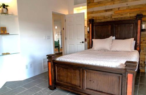 Clarkdale House | Desert Cabin with Amazing Indoor and Outdoor Areas in Arizona