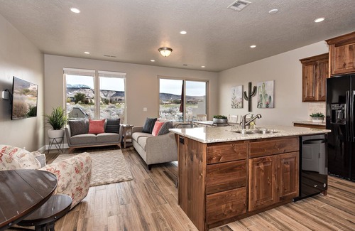 St. George House | Desert Escape