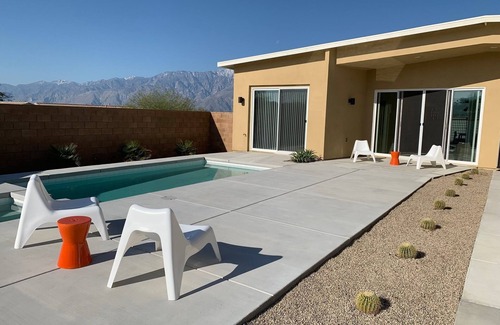 Desert Hot Springs House | Desert Fox - A Mid Century Home with Pool/Spa