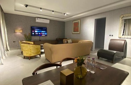 Ras Al Khaimah Cabin | Desert Inn Resort and Camp