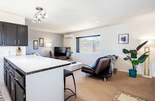 Joshua Tree House | Desert Oasis in the Heart of Joshua Tree! Game Room, Yards & Mountain Views!