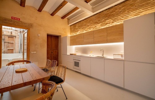 Valencia Province House | Design house with private pool near Valencia beach