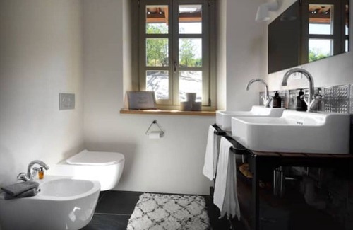 Monastero Bormida Villa | Design-villa mit Salzwasserpool auf Großem Grund, Ruhige Lage und Toller Blick