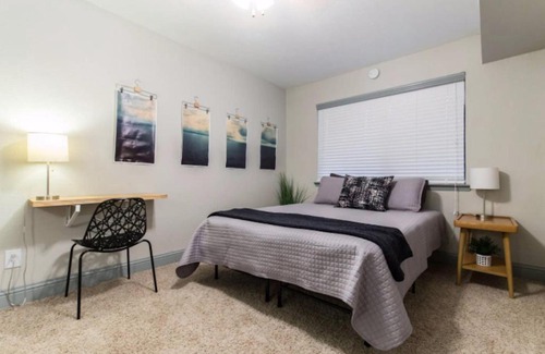 North Dallas Apartment | Designed to Relax-NO PARTIES ALLOWED