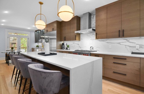 Old Fourth Ward Condo | Designer Home by Beltline, Walk to Food, Drinks, Shopping, and Parks & $150 in activities included!
