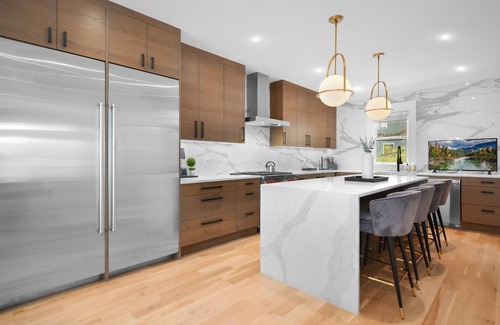 Old Fourth Ward Condo | Designer Home by Beltline, Walk to Food, Drinks, Shopping, and Parks & $150 in activities included!