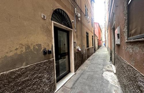 Sestri Ponente Apartment | Designer Suite - Luxury - Via Sestri - Free WiFi