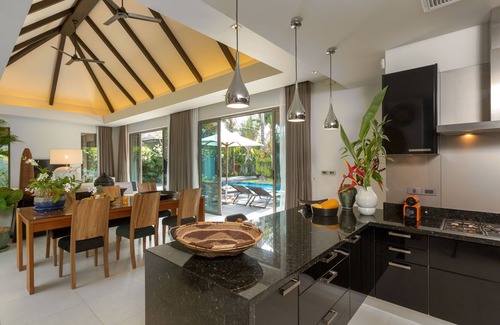 Choeng Thale Villa | DESIGNER VILLA ON WEST COAST NEAR BEST BEACH AND LAGUNA