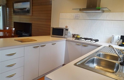 Forge Creek Apartment | Despatch - 1 Nt(waterfront)