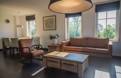 West-Graftdijk House | Detached bungalow with open-plan kitchen and 3 bedrooms
