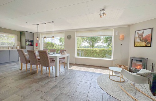 Vorstenbosch House | Detached house on an alpaca farm