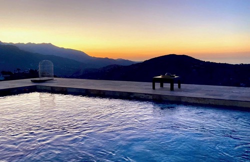 Competa Cottage | DETACHED HOUSE WITH POOL, SEA AND MOUNTAIN VIEWS.