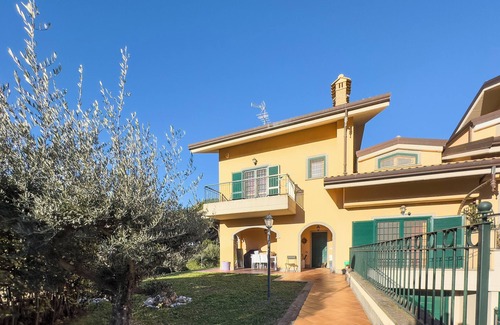Grottaferrata Villa | Detached villa immersed in the quiet and greenery of the Roman Castles.