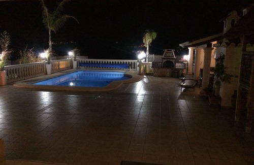 Javea Town Center Villa | Detached Villa, Private Pool. Full Air conditioning in all rooms. Free Wi Fi.