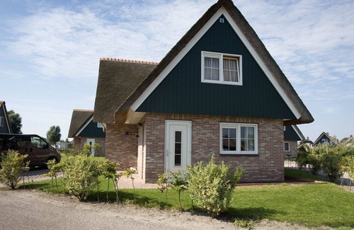Makkum Cabin | Detached villa with plenty of space