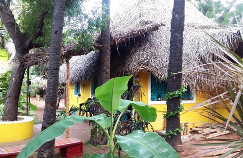 Kuilapalayam House | Dharmakanni Tropical Huts