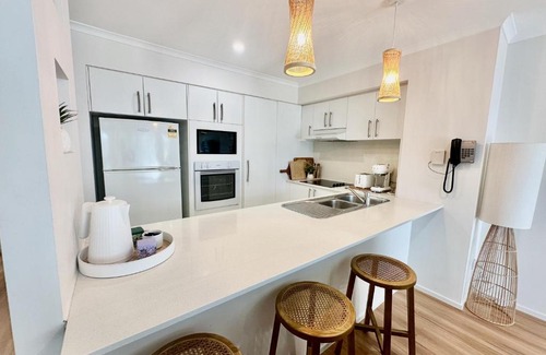 Mermaid Beach Apartment | Diamond Beach 100