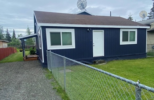 Spenard House | Diamond in the rough, in the heart of West Anchorage!