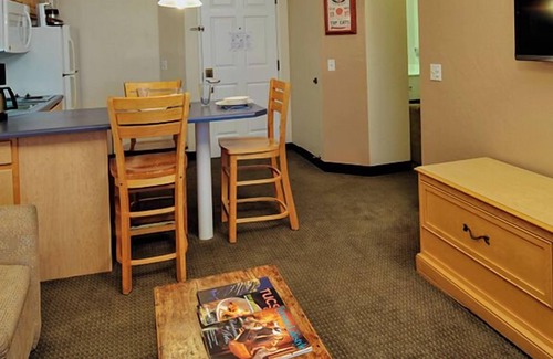 Palo Verde Villa | Diamond Resorts Varsity Clubs of America - Tucson - 1 Bedroom