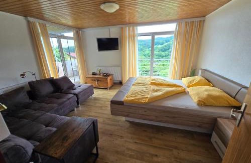 Neuwied Apartment | Die grüne Oase am RheinSteig 2 ZKBuWC