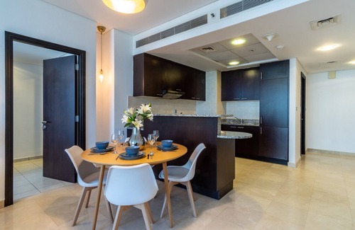 DIFC Apartment | DIFC 1BR at SkyGardens Tower