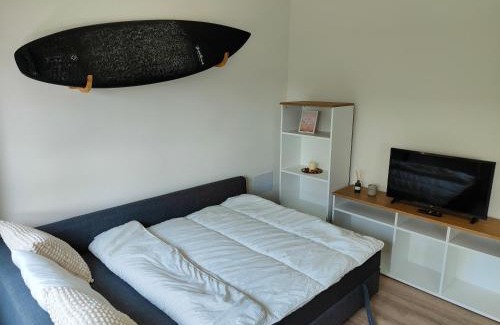 Salinas Apartment | Digital Nomad Paradise - Garaje/PC monitor